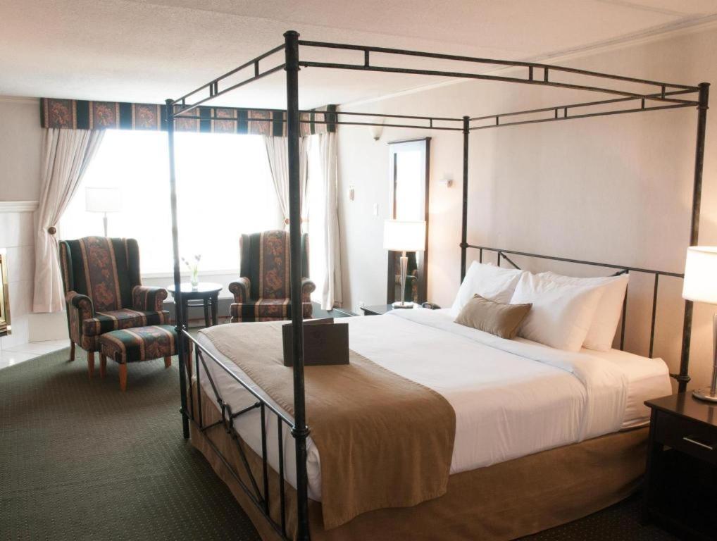 Coast High Country Inn Whitehorse Ngoại thất bức ảnh