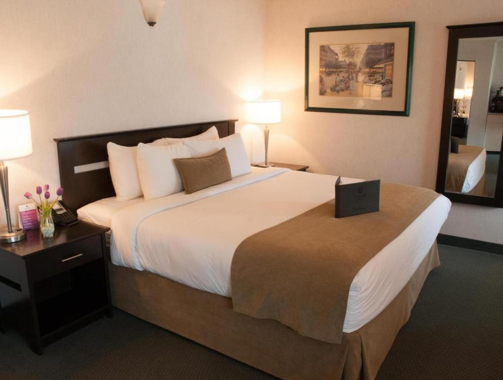 Coast High Country Inn Whitehorse Ngoại thất bức ảnh