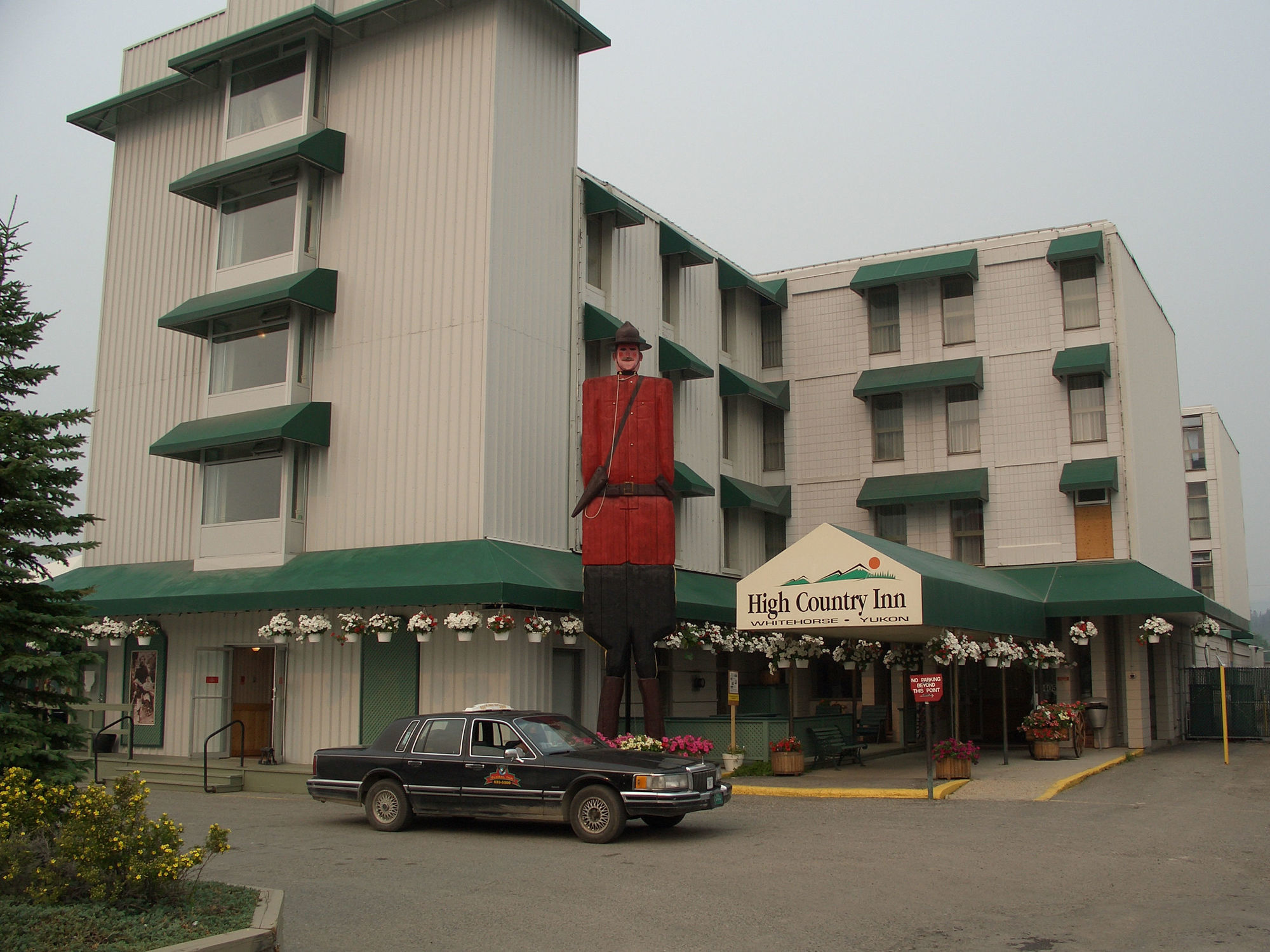Coast High Country Inn Whitehorse Ngoại thất bức ảnh