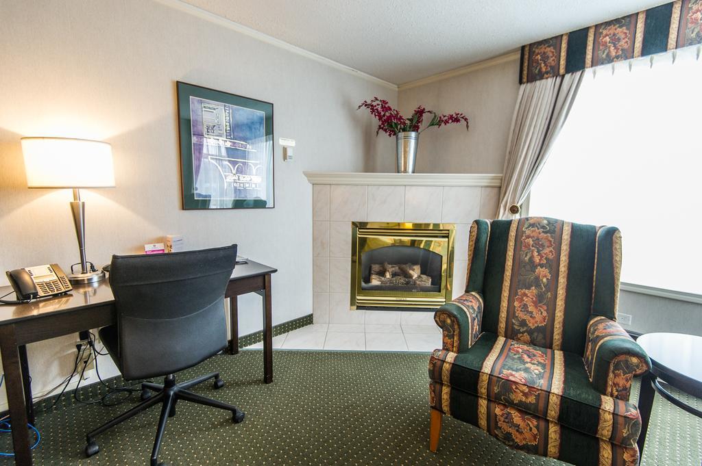 Coast High Country Inn Whitehorse Ngoại thất bức ảnh